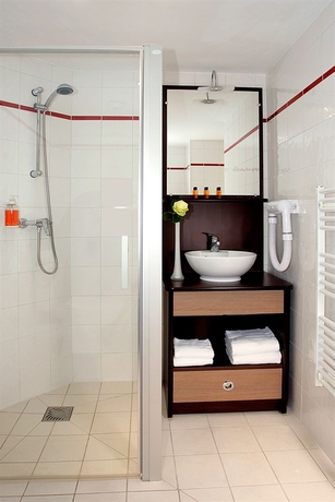 Imagen de la habitación del Aparthotel Appart'city Confort Orl&eacute;ans. Foto 5