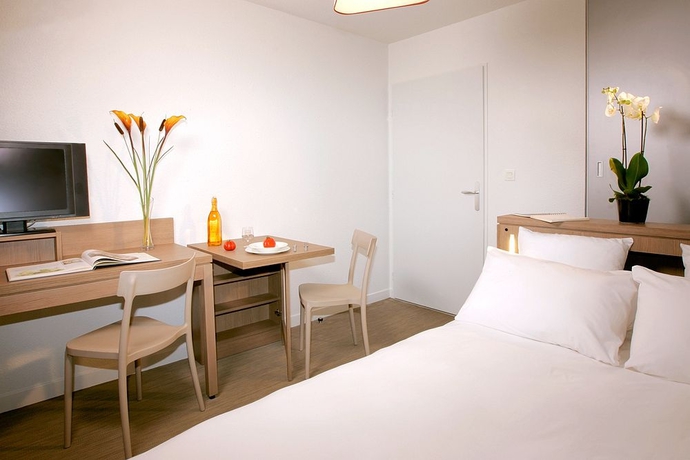 Imagen de la habitación del Aparthotel Appart'city Confort Orl&eacute;ans. Foto 6