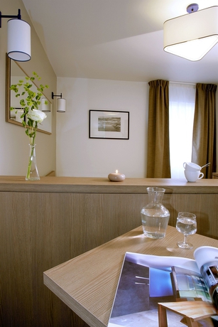 Imagen de los interiores del Aparthotel Appart'city Confort Saint-nazaire Oc&eacute;an. Foto 10
