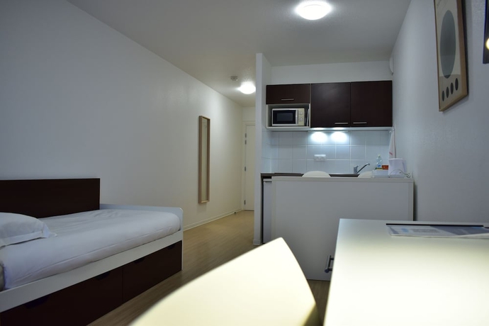 Imagen de la habitación del Aparthotel Apparteo Strasbourg. Foto 4