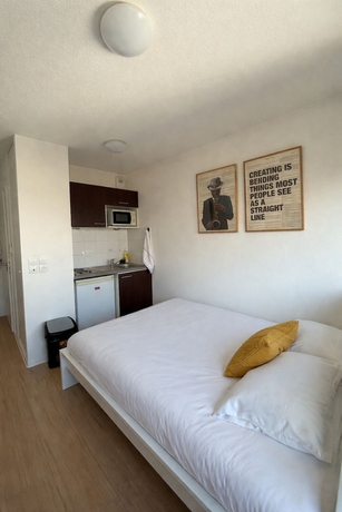 Imagen de la habitación del Aparthotel Apparteo Strasbourg. Foto 5