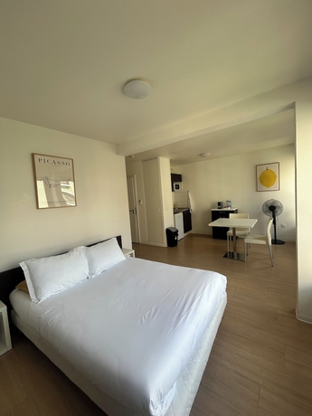 Imagen de la habitación del Aparthotel Apparteo Strasbourg. Foto 8