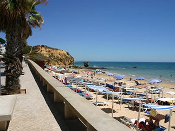 Imagen general del Aparthotel Aquamar Albufeira Aparthotel. Foto 2
