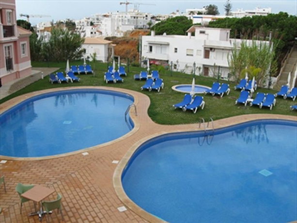 Imagen general del Aparthotel Aquamar Albufeira Aparthotel. Foto 5