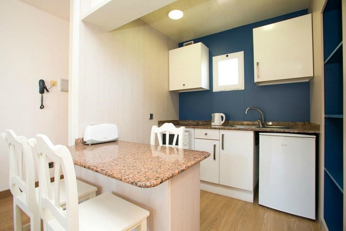 Imagen general del Aparthotel Aquasol, Palmanova. Foto 1