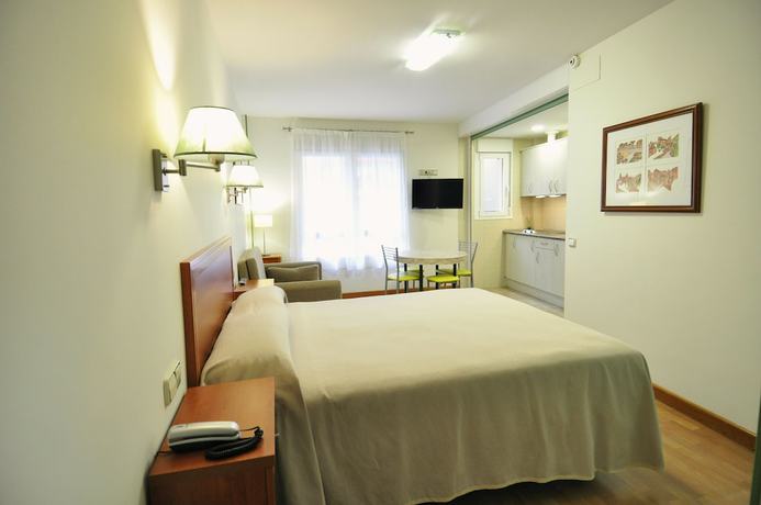 Imagen de la habitación del Aparthotel Aralso. Foto 9