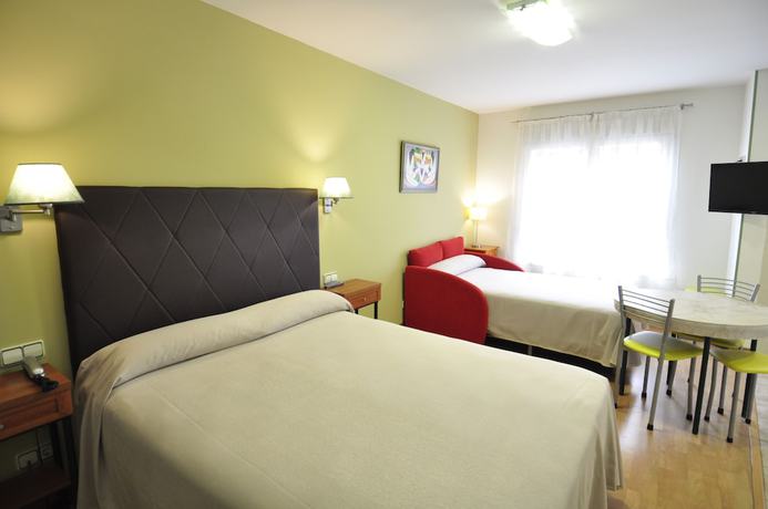 Imagen de la habitación del Aparthotel Aralso. Foto 11