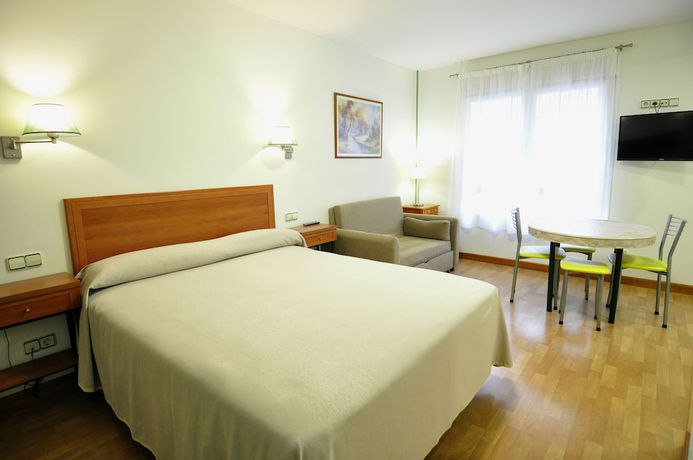 Imagen de la habitación del Aparthotel Aralso. Foto 17