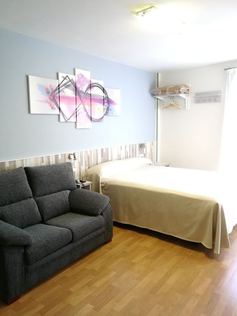 Imagen de la habitación del Aparthotel Aralso. Foto 19