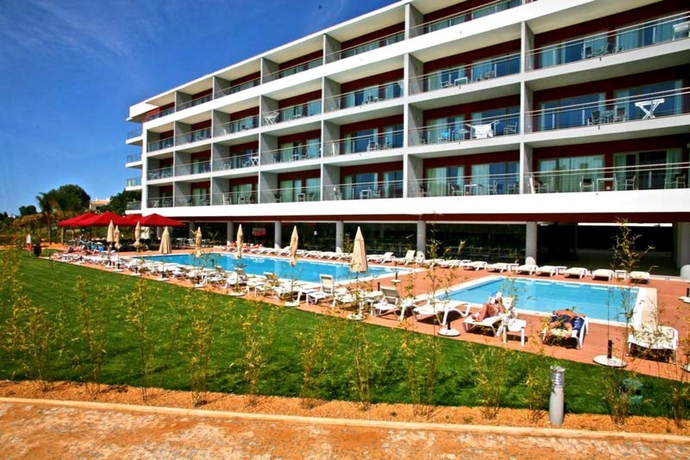 Imagen general del Aparthotel Areias Village. Foto 16