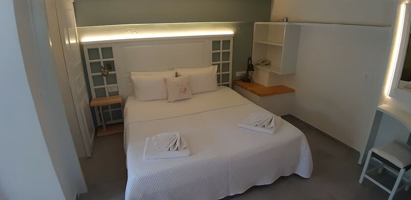 Imagen de la habitación del Aparthotel Artemis Village Apartments and Studios. Foto 14