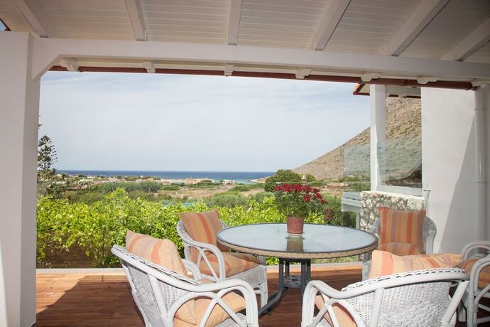 Imagen general del Aparthotel Artemis Village Apartments and Studios. Foto 4