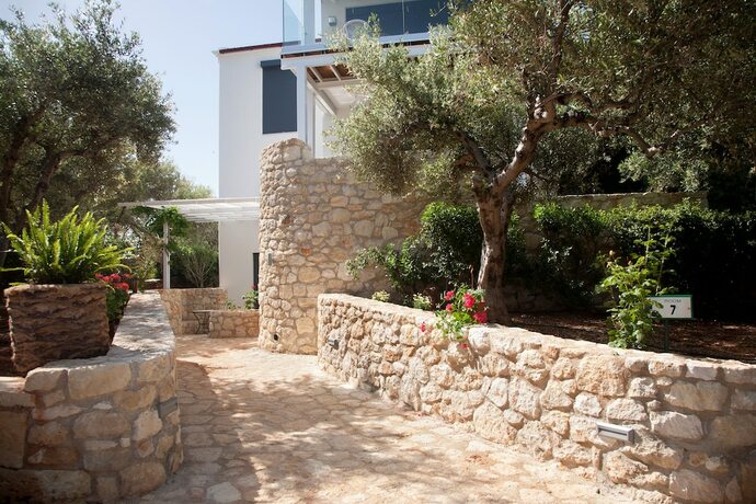 Imagen general del Aparthotel Artemis Village Apartments and Studios. Foto 10