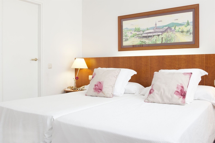 Imagen de la habitación del Aparthotel Atenea Barcelona. Foto 9