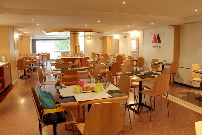 Imagen del bar/restaurante del Aparthotel Atenea Calabria. Foto 3