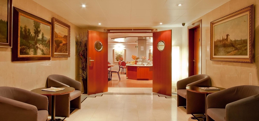 Imagen de los interiores del Aparthotel Atenea Calabria. Foto 15