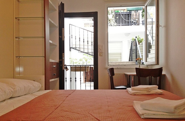Imagen de la habitación del Aparthotel Atrium Suites. Foto 2