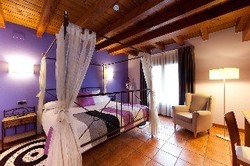 Imagen de la habitación del Aparthotel Atxurra. Foto 32