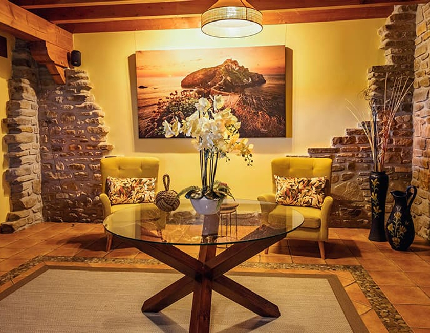 Imagen de los interiores del Aparthotel Atxurra. Foto 6