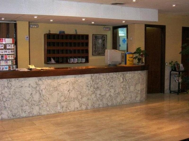 Imagen general del Aparthotel Augusta, Sarri&agrave;-Sant Gervasi. Foto 1