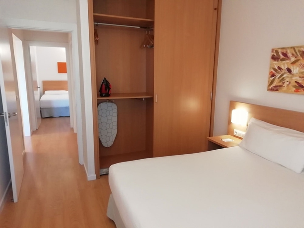 Imagen de la habitación del Aparthotel Aura Park Fira Barcelona. Foto 12