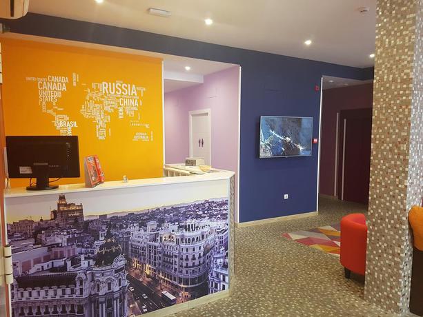 Imagen de los interiores del Aparthotel Avenida De America Tijcal. Foto 13