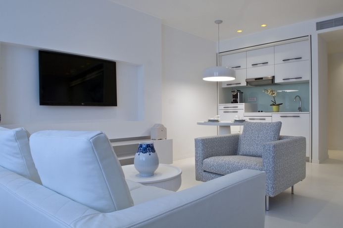 Imagen de los interiores del Aparthotel B- Regent. Foto 15