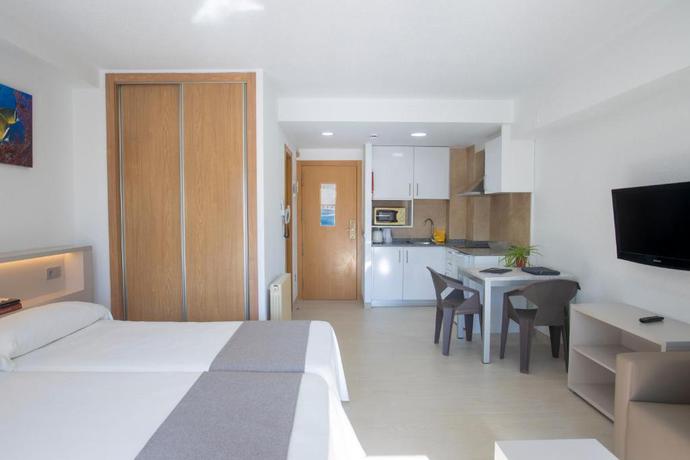 Imagen de la habitación del Aparthotel BCL Levante Club. Foto 5