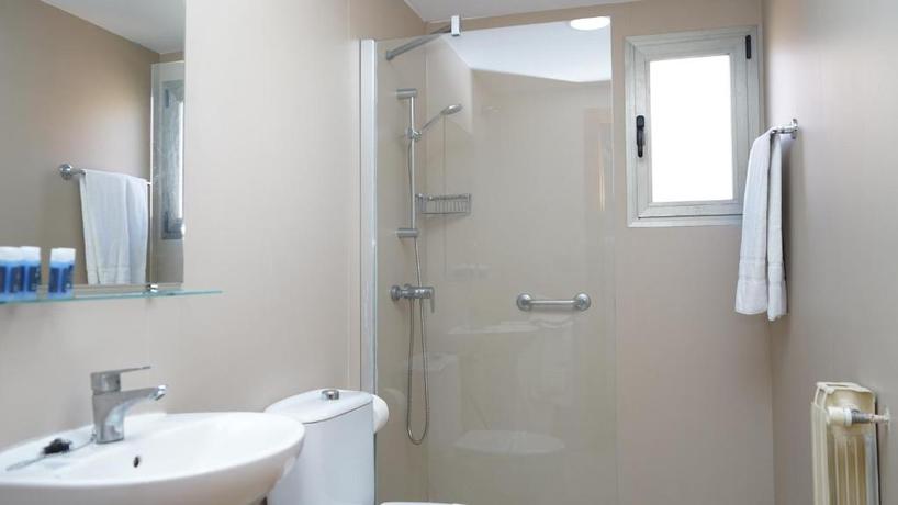 Imagen de la habitación del Aparthotel BCL Levante Club. Foto 9