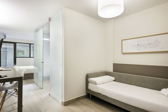 Imagen de la habitación del Aparthotel BCN Montjuic. Foto 9
