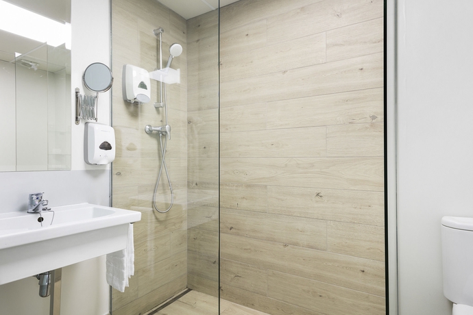 Imagen de la habitación del Aparthotel BCN Montjuic. Foto 12