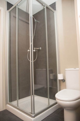 Imagen de la habitación del Aparthotel BCN Montjuic. Foto 13