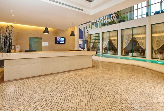Imagen de los interiores del Aparthotel Balaia Plaza. Foto 15