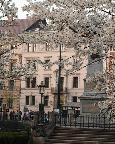 Imagen de los exteriores del Aparthotel Basztowa. Foto 4