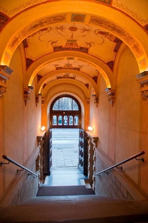 Imagen de los exteriores del Aparthotel Basztowa. Foto 5