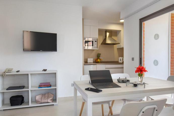 Imagen de la habitación del Aparthotel Bcl Levante Lux. Foto 13