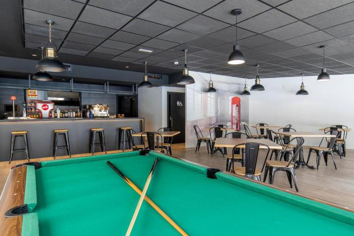 Imagen de los interiores del Aparthotel Bcl Levante Lux. Foto 17