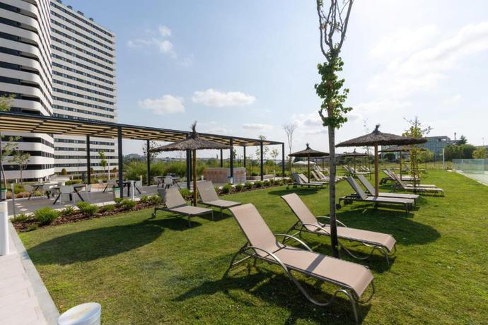 Imagen de los exteriores del Aparthotel Be Casa Alcobendas. Foto 6