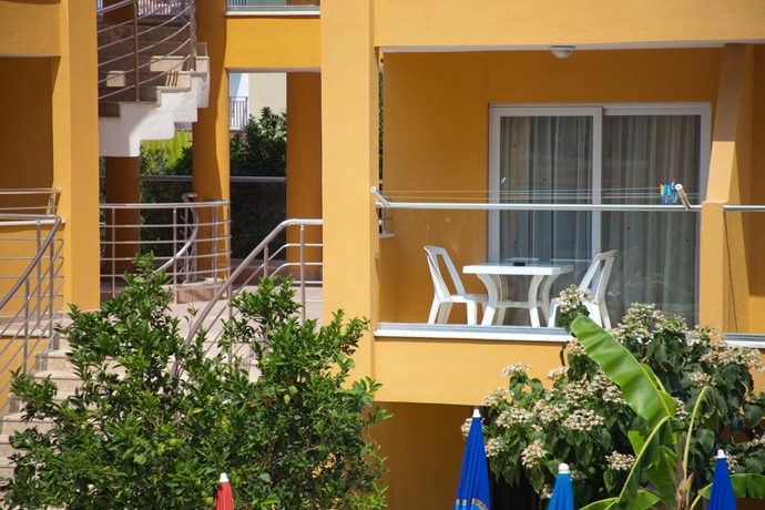 Imagen general del Aparthotel Begonville Apart Hotel. Foto 3