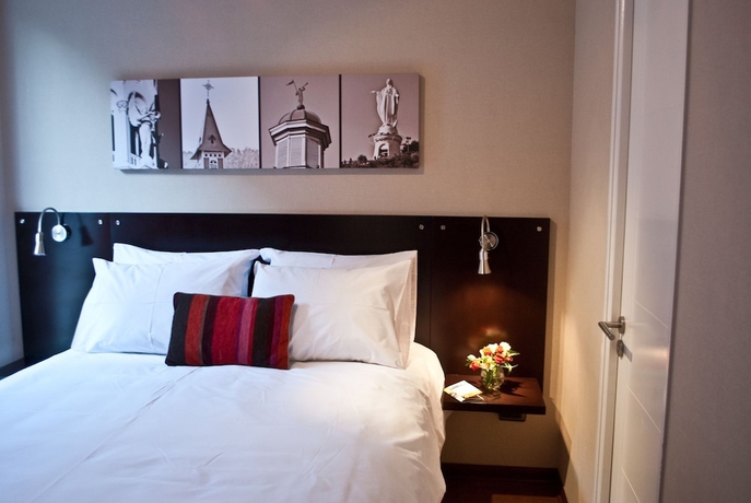 Imagen de la habitación del Aparthotel Bellavista Travel Suites. Foto 4