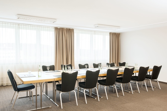 Imagen de los interiores del Aparthotel Best Western Conference Airporthotel Frankfurt M&ouml;rfelden. Foto 7