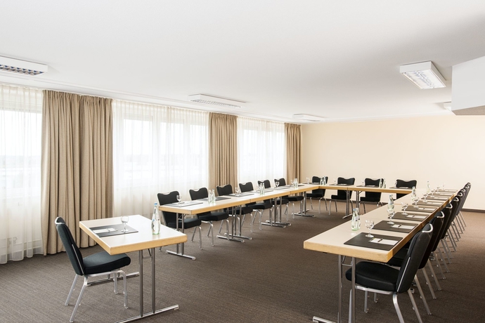 Imagen de los interiores del Aparthotel Best Western Conference Airporthotel Frankfurt M&ouml;rfelden. Foto 12