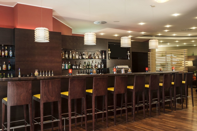 Imagen del bar/restaurante del Aparthotel Best Western Conference Airporthotel Frankfurt M&ouml;rfelden. Foto 5