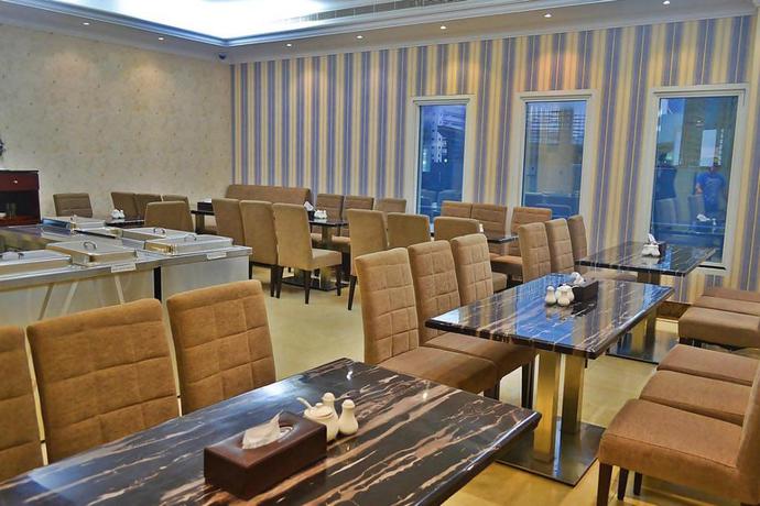 Imagen del bar/restaurante del Aparthotel Better Living. Foto 7