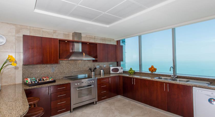 Imagen general del Aparthotel Blue Beach Tower. Foto 1