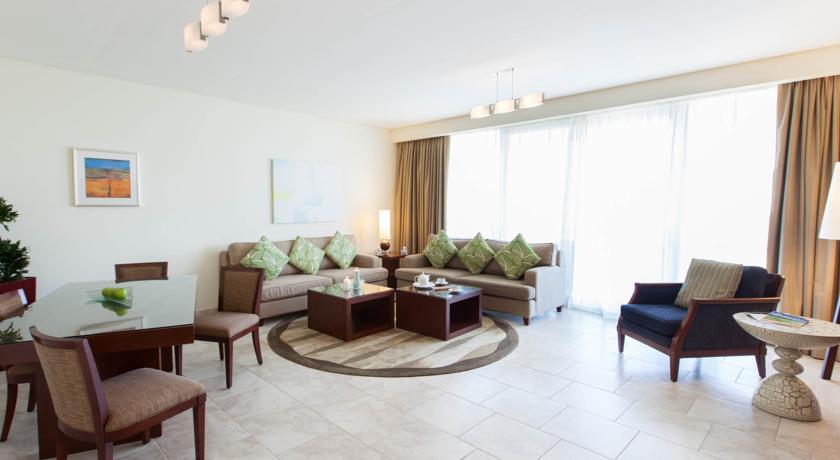 Imagen general del Aparthotel Blue Beach Tower. Foto 11