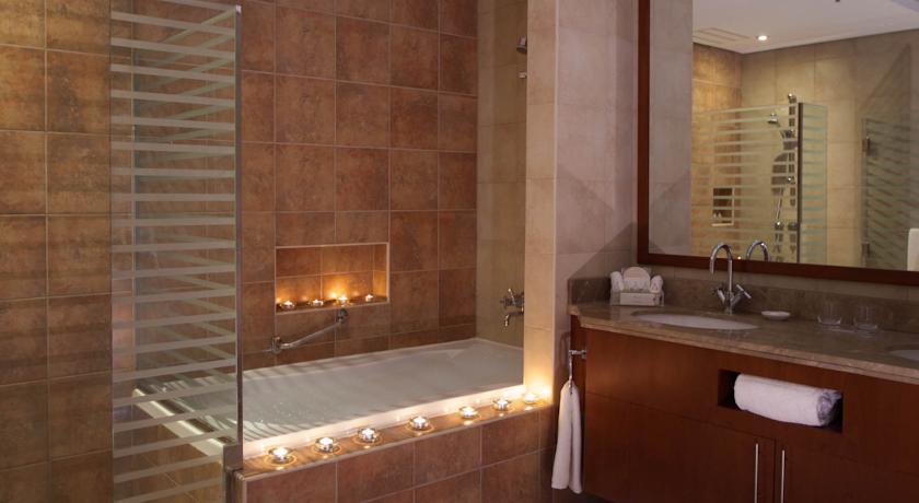 Imagen general del Aparthotel Blue Beach Tower. Foto 15