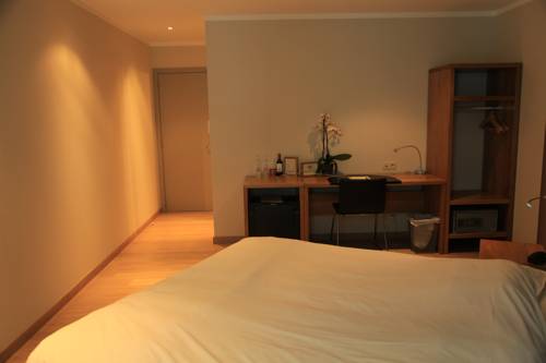 Imagen de la habitación del Aparthotel Boardhousing ApartService. Foto 8