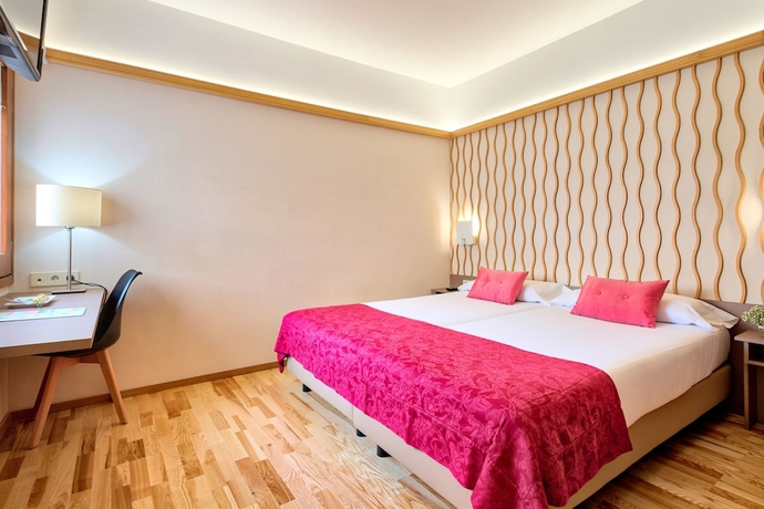 Imagen de la habitación del Aparthotel Bonanova Suite Hotel. Foto 12