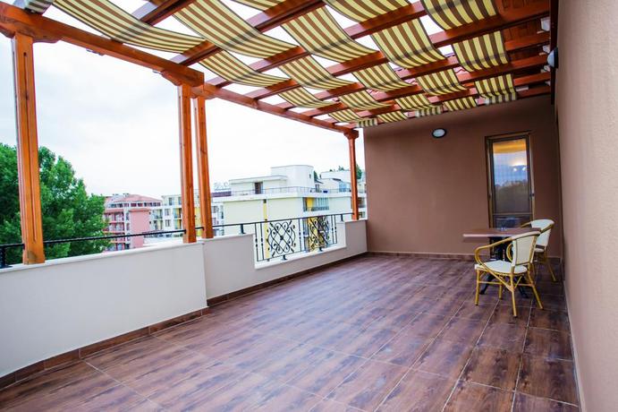 Imagen de los exteriores del Aparthotel Boutique Apart Hotel Versis. Foto 15